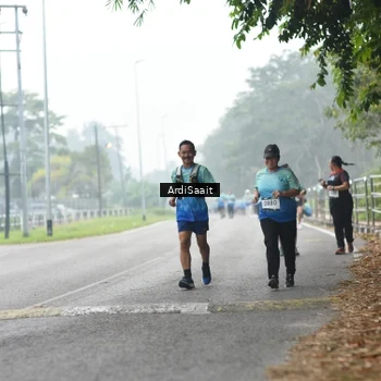 Runner Photo 8849582