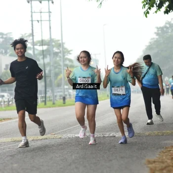 Runner Photo 8849662