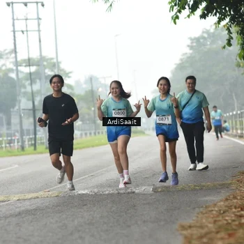 Runner Photo 8849684