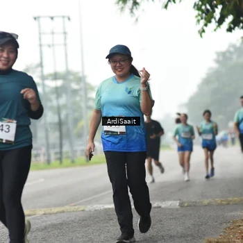 Runner Photo 8849703