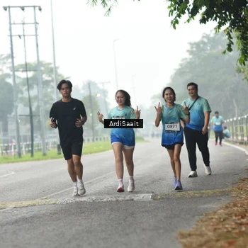 Runner Photo 8849712