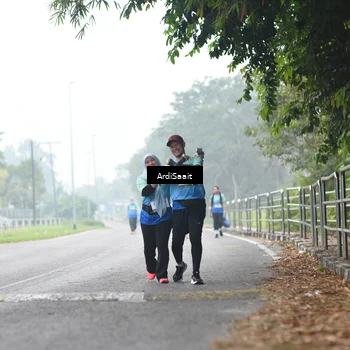 Runner Photo 8850266
