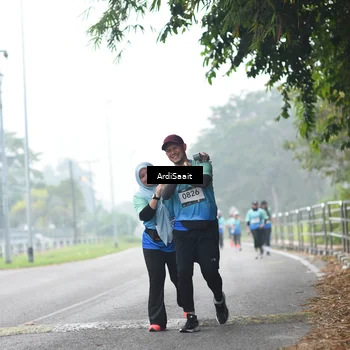 Runner Photo 8850290