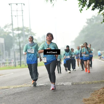 Runner Photo 8850335