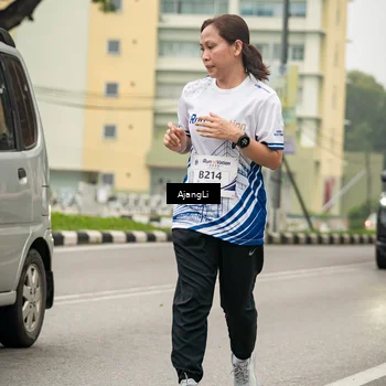 Runner Photo 8850442