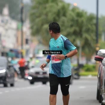 Runner Photo 8850941
