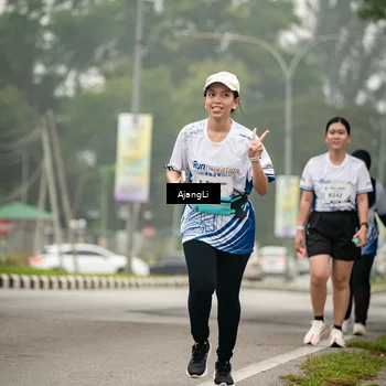 Runner Photo 8850944