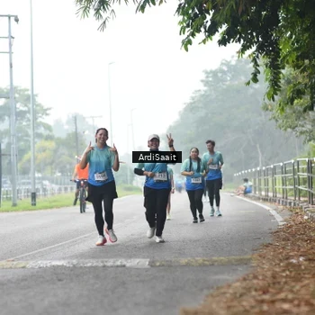 Runner Photo 8851024