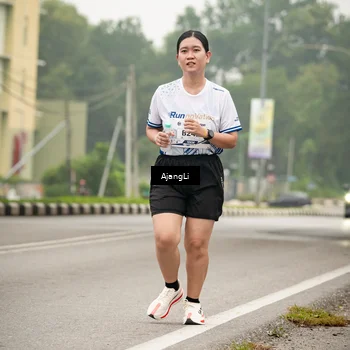 Runner Photo 8851025