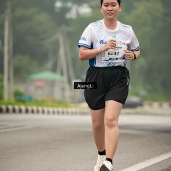 Runner Photo 8851059