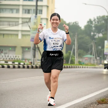 Runner Photo 8851065