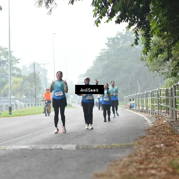 Runner Photo 8851116
