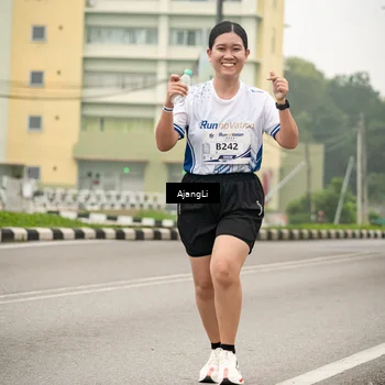 Runner Photo 8851124