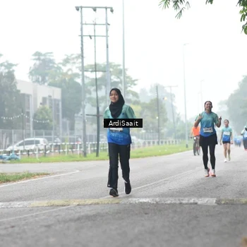 Runner Photo 8851195