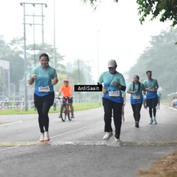 Runner Photo 8851244