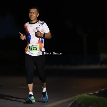 Runner Photo 8851273