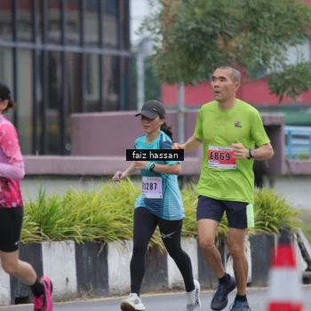 Runner Photo 8851287