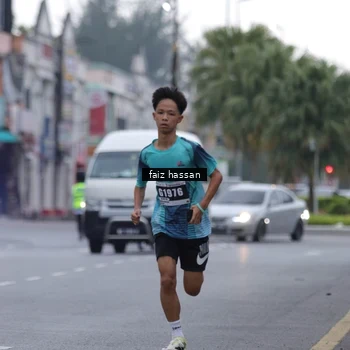 Runner Photo 8851318