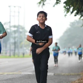 Runner Photo 8851380