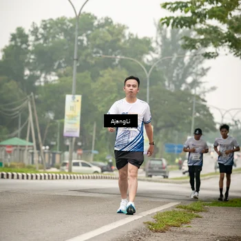 Runner Photo 8851384