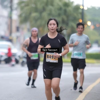 Runner Photo 8851400