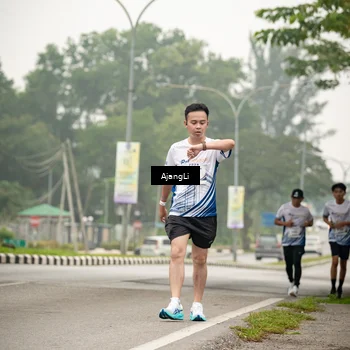Runner Photo 8851404