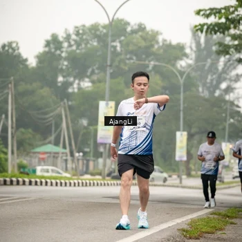 Runner Photo 8851416
