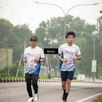Runner Photo 8851463