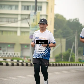 Runner Photo 8851474