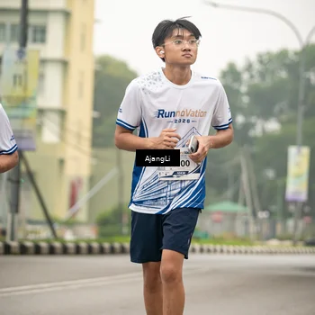 Runner Photo 8851487