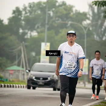 Runner Photo 8851554
