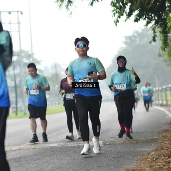 Runner Photo 8852207