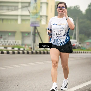 Runner Photo 8852216