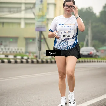 Runner Photo 8852236