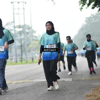 Runner Photo 8852259