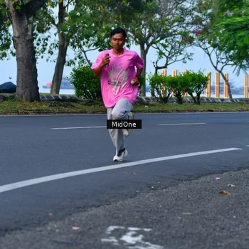 Runner Photo 8852335