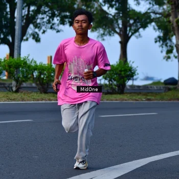Runner Photo 8852373