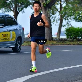 Runner Photo 8852399
