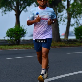 Runner Photo 8852474