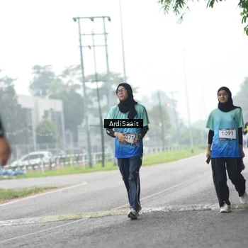 Runner Photo 8852484