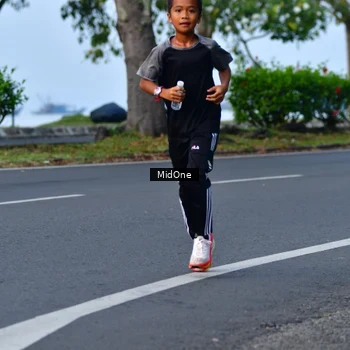Runner Photo 8852518