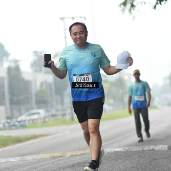Runner Photo 8852534