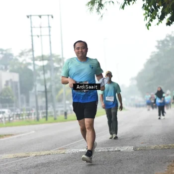 Runner Photo 8852616