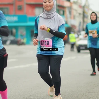 Runner Photo 8852697