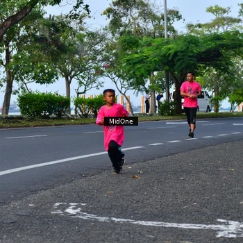 Runner Photo 8852743