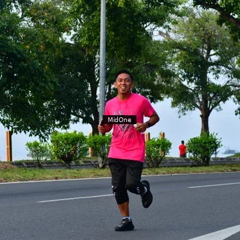 Runner Photo 8852768