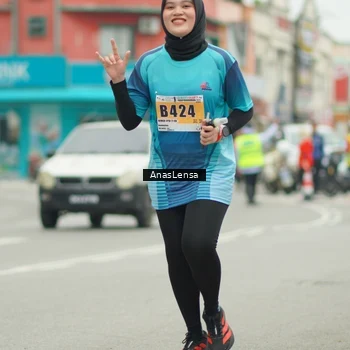 Runner Photo 8852789