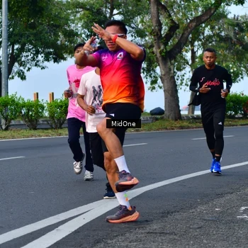 Runner Photo 8852895