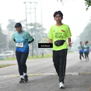 Runner Photo 8853008