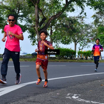 Runner Photo 8853026